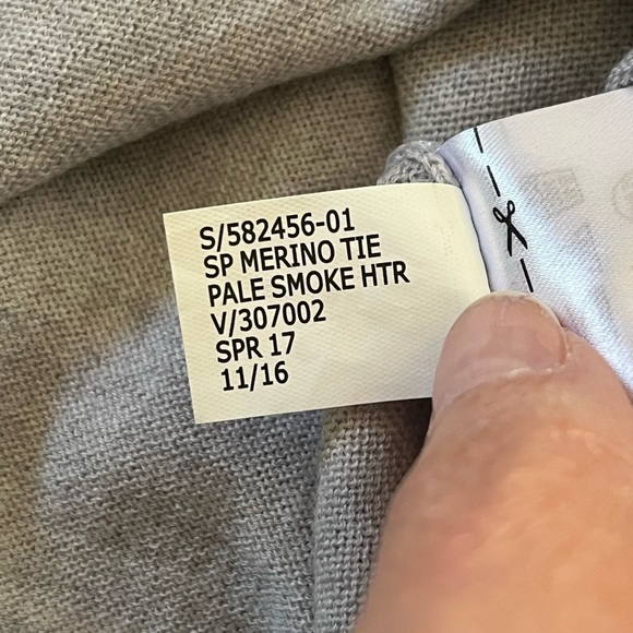 Banana Republic 100% Gray Merino Wool Tie Front Sweater Size Small Contemporary - Picture 9 of 12